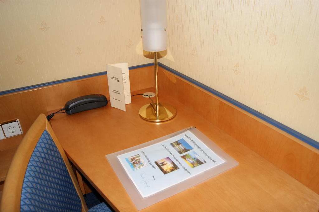 Hotel-Restaurant Schwedi Langenargen Room photo